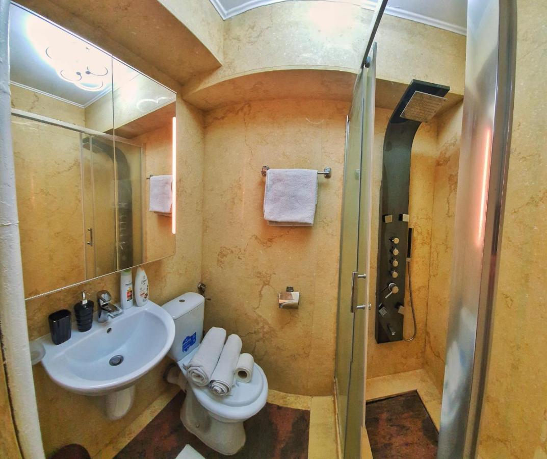 Grand Central Accomodation Doamnei2 Bucarest Exterior foto