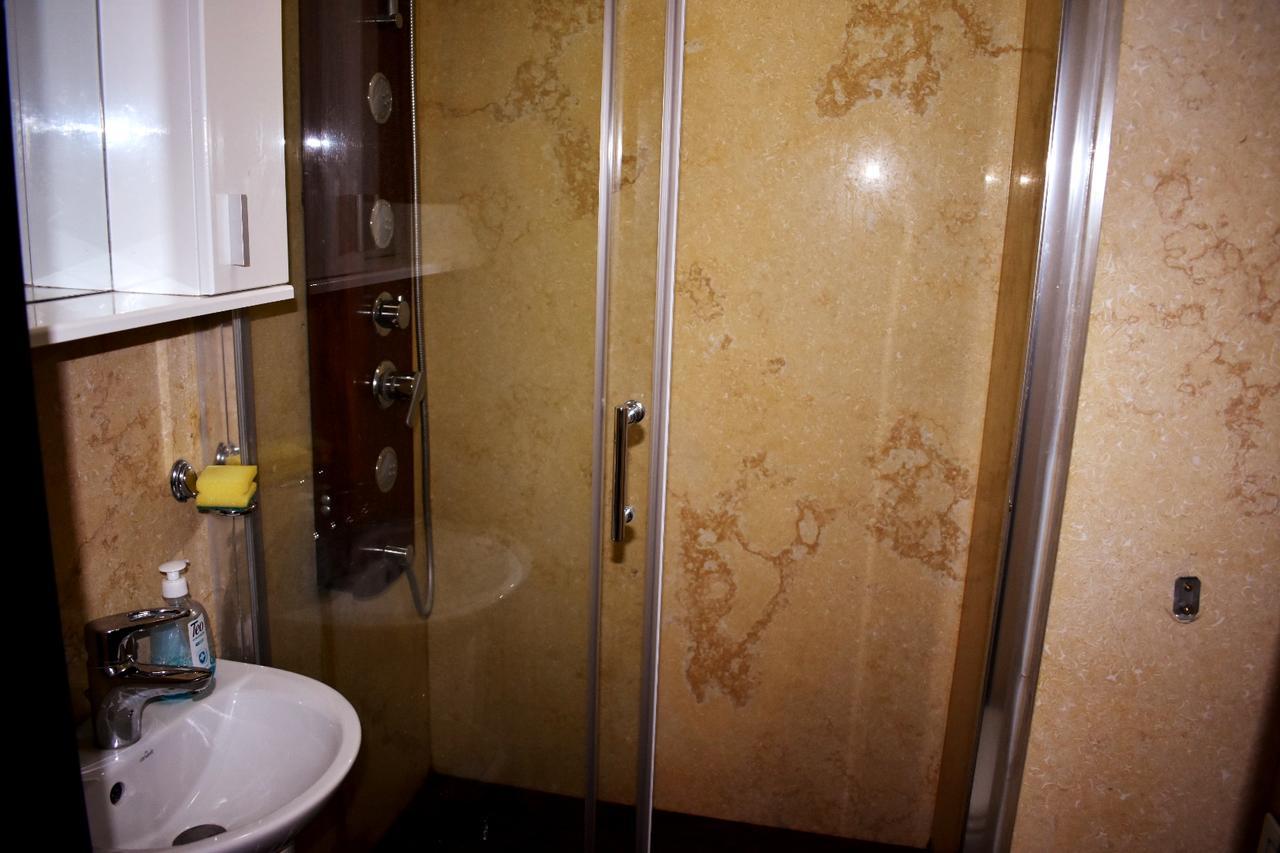 Grand Central Accomodation Doamnei2 Bucarest Exterior foto